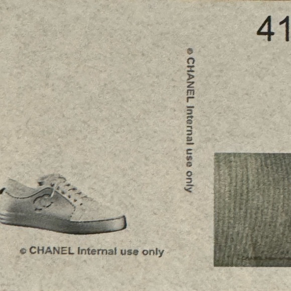 NIB Chanel Iridescent Goatskin Womens Sneakers 41 White Silver - Picture 16 of 16